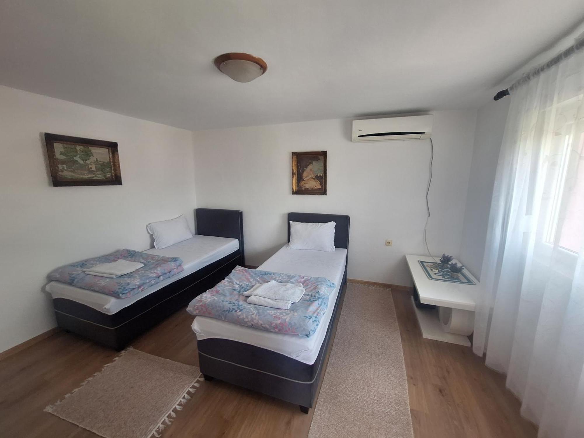 Apartmani Ruza 포드고리차 외부 사진